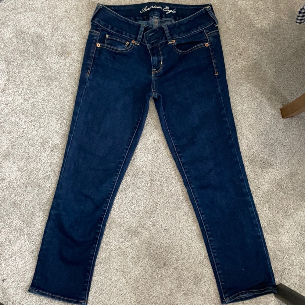 American eagle size 4 Dark denim capri pants